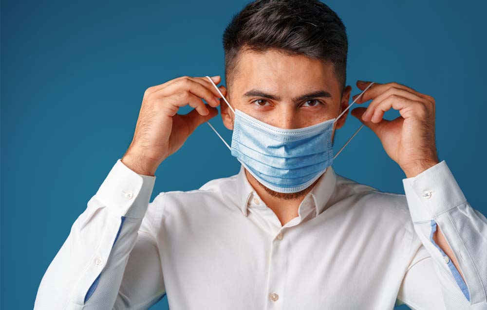 جميع العاملين معقمين